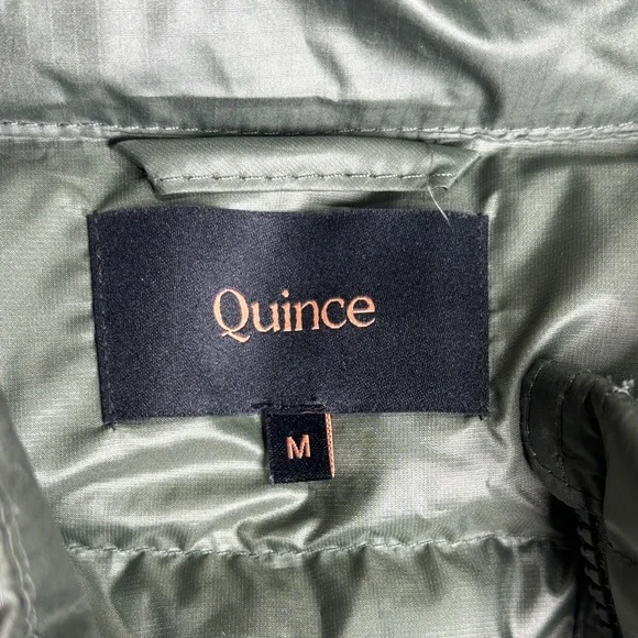 Quince Lightweight Down Packable Puffer Vest - Picture 4 of 9